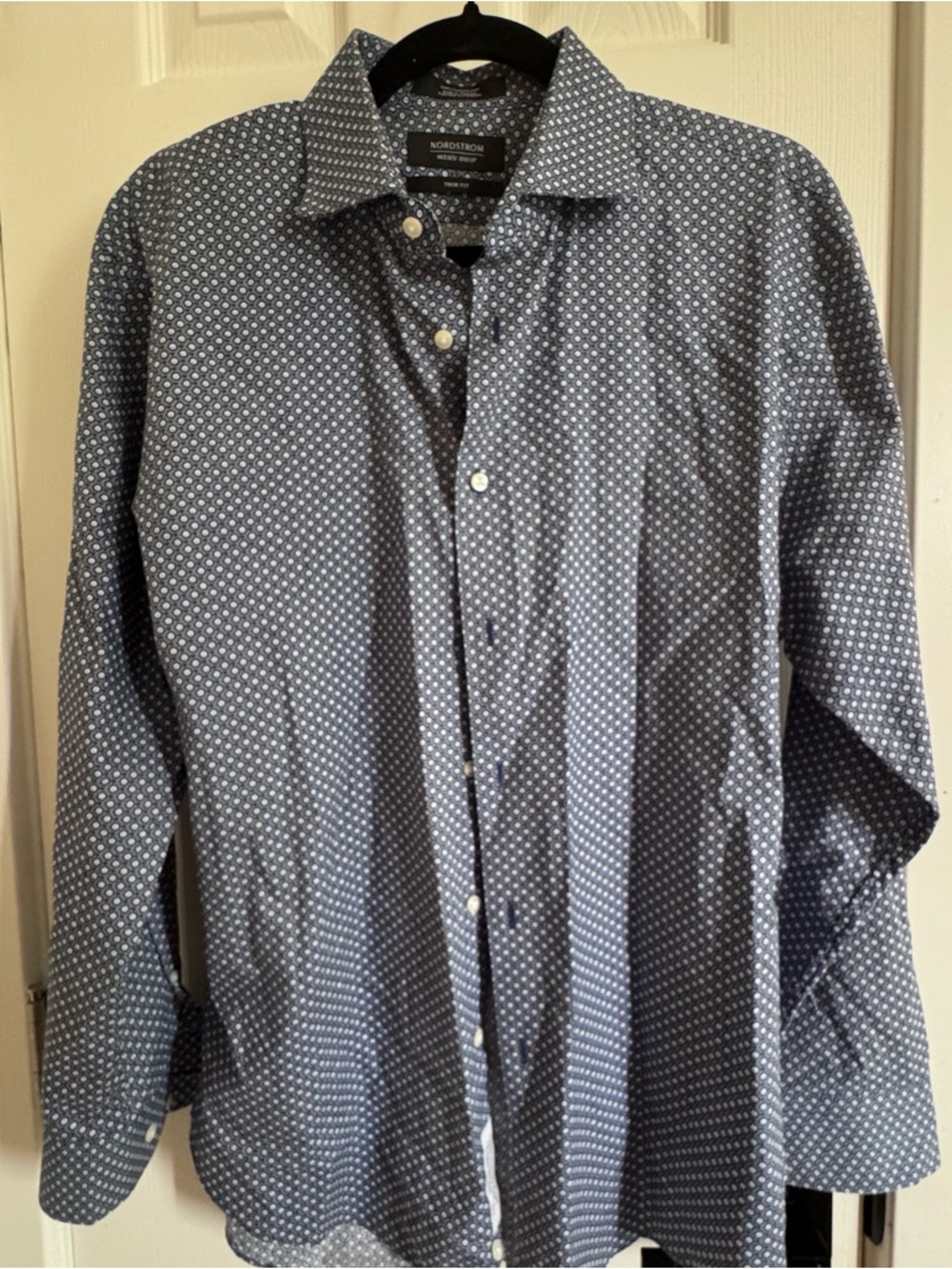 Nordstrom Men’s Navy Blue Micro-Dot Button-Down Shirt
